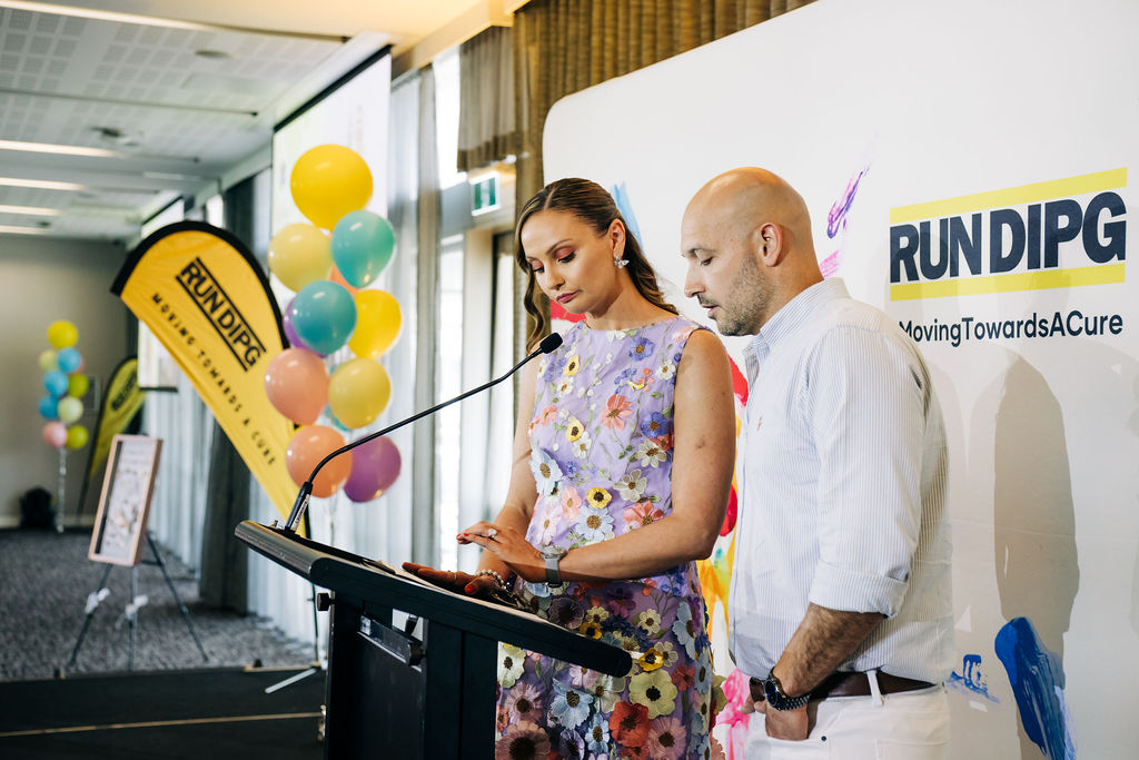 251128-heels-2-heal-184