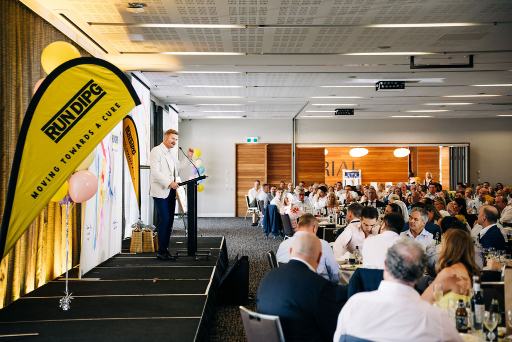 251128-heels-2-heal-269