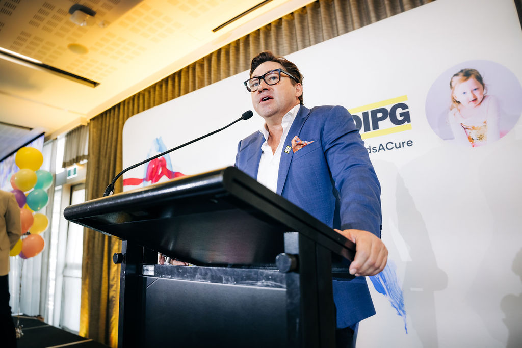 251128-heels-2-heal-283