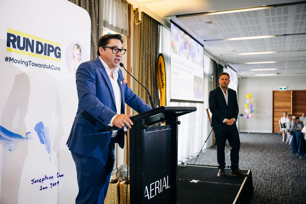 251128-heels-2-heal-284