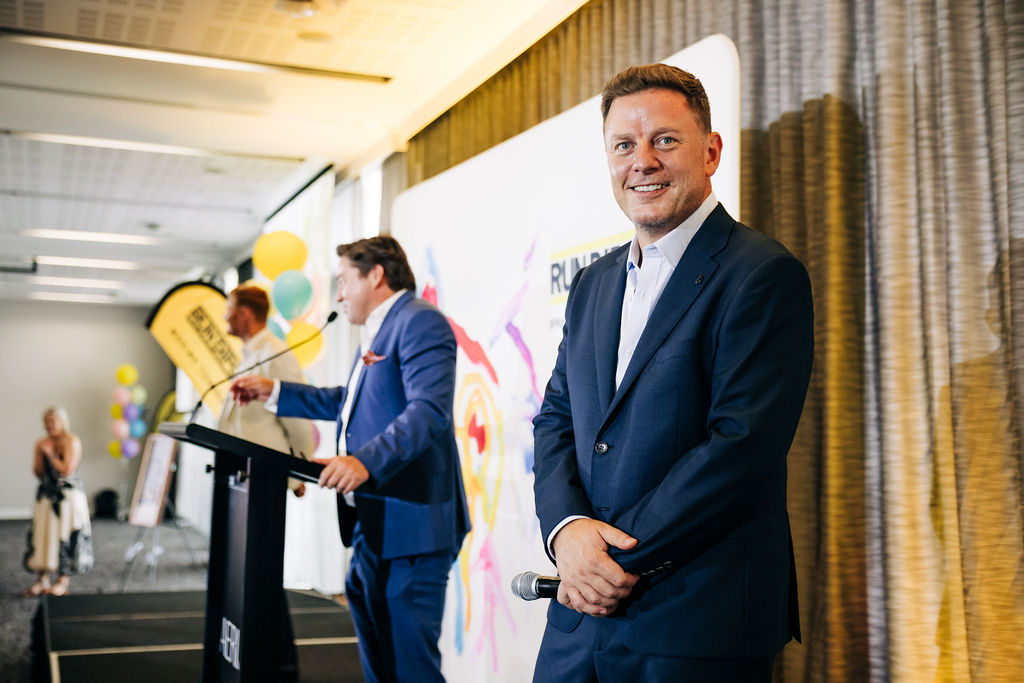 251128-heels-2-heal-321