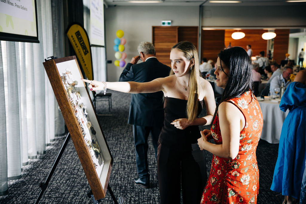 251128-heels-2-heal-336